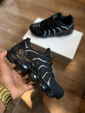 Nike Vapormax Plus - Primeira Linha