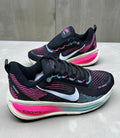Nike Zoom Vomero - Primeira Linha