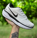 Nike Tokoul - Primeira Linha