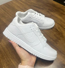 Nike Dunk - Linha Básica
